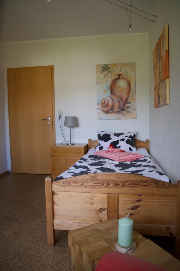 Ferienwohnung Eifelmittendrin Waxweiler Exterior photo
